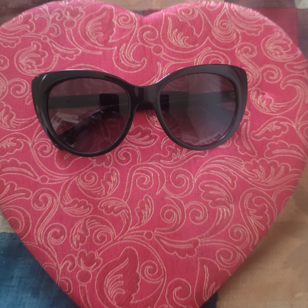 Ralph Lauren Black Oversized Fashion Sunglasses with Matte Finish